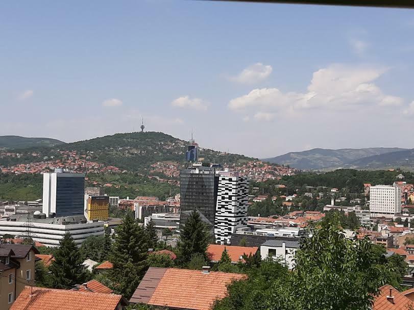 Guesthouse Hill SJJ Esterno foto