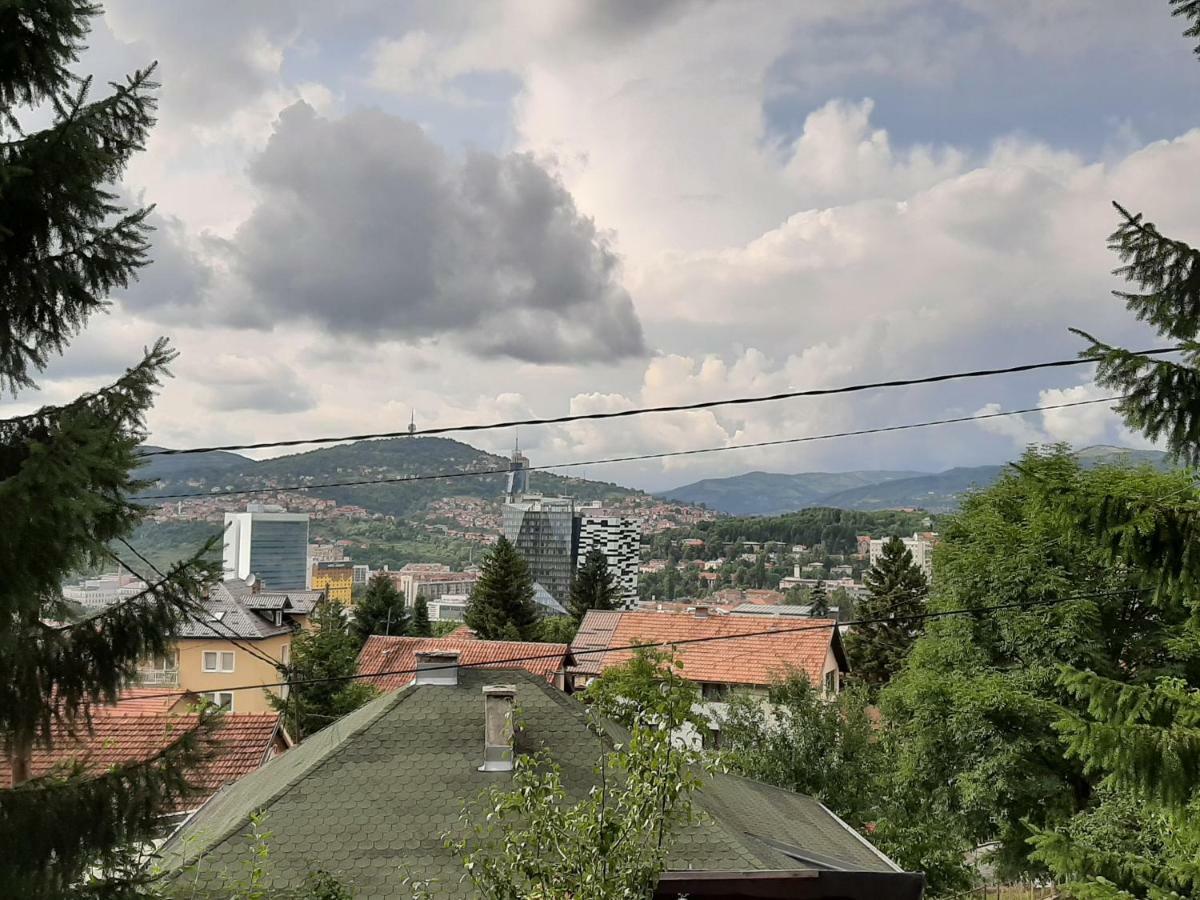 Guesthouse Hill SJJ Esterno foto